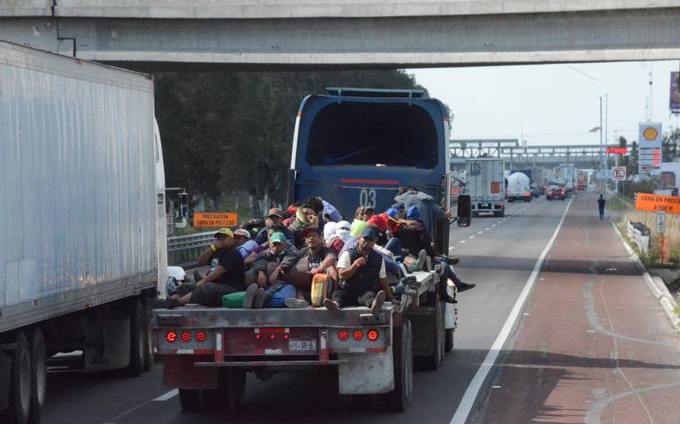 Caravana migrante lleg dividida a San Juan del R o El Sol de